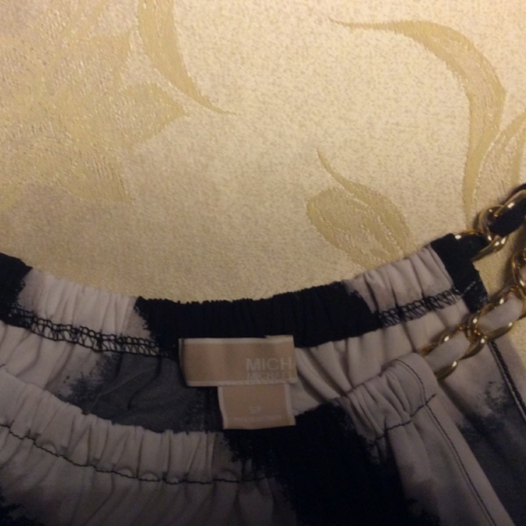 🌹 Michael Kors Top - Picture 2 of 3